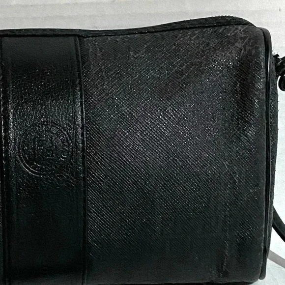 Fendi vintage black canvas distressed crossbody handbag - Picture 13 of 13